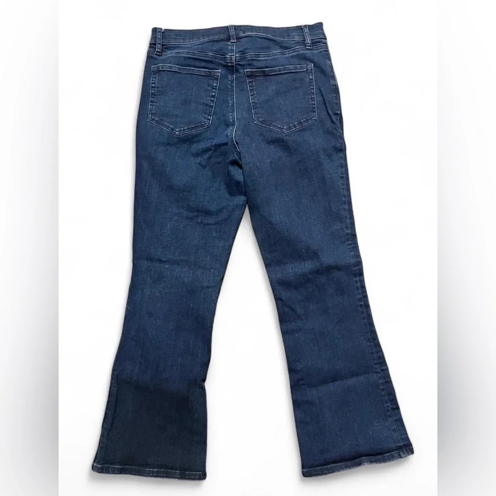 LOFT Women’s Dark Blue The Kick Crop Flare Jeans Short Size 29/8 - Picture 2 of 7